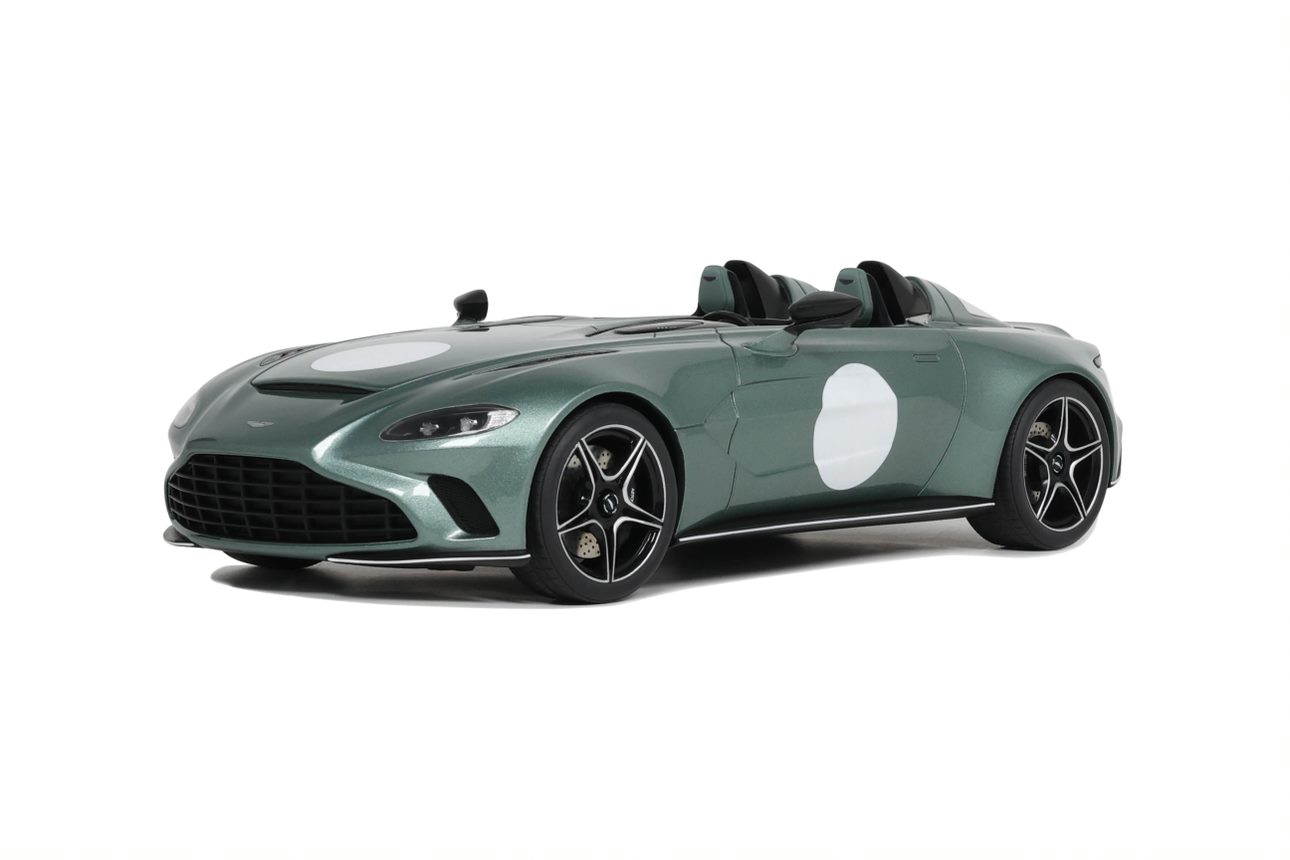Aston Martin V12 Speedster Groen - 1:18